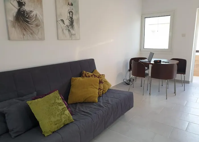 In The Centre Of The Daire *