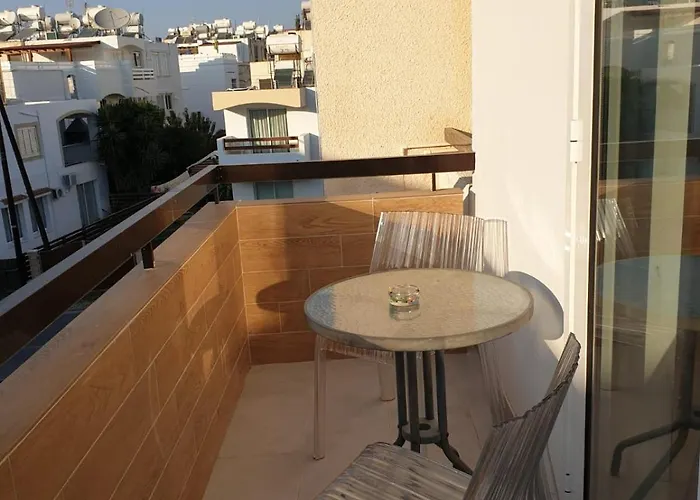 In The Centre Of The * Aya Napa